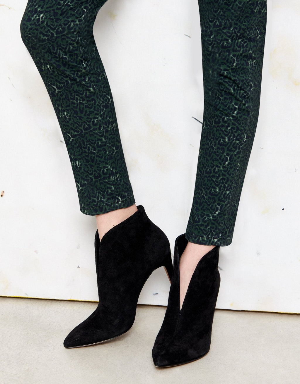 Sandy Printed Skinny Chino Trousers - Green Leo - Women