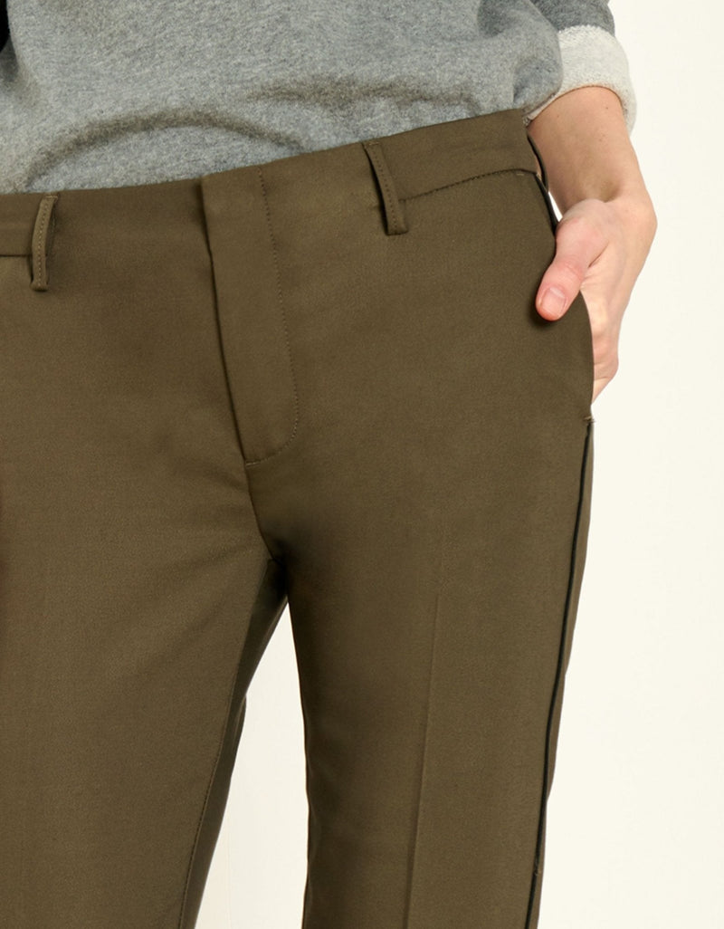 Pantalón color cigarrillo Lizzy - Ribetes caqui - Mujer