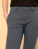 Pantalones fluidos en azul marino Fancy de Cigarrillo Lizzy