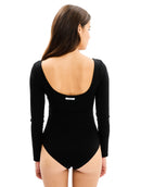 Rose wears the S bodysuit