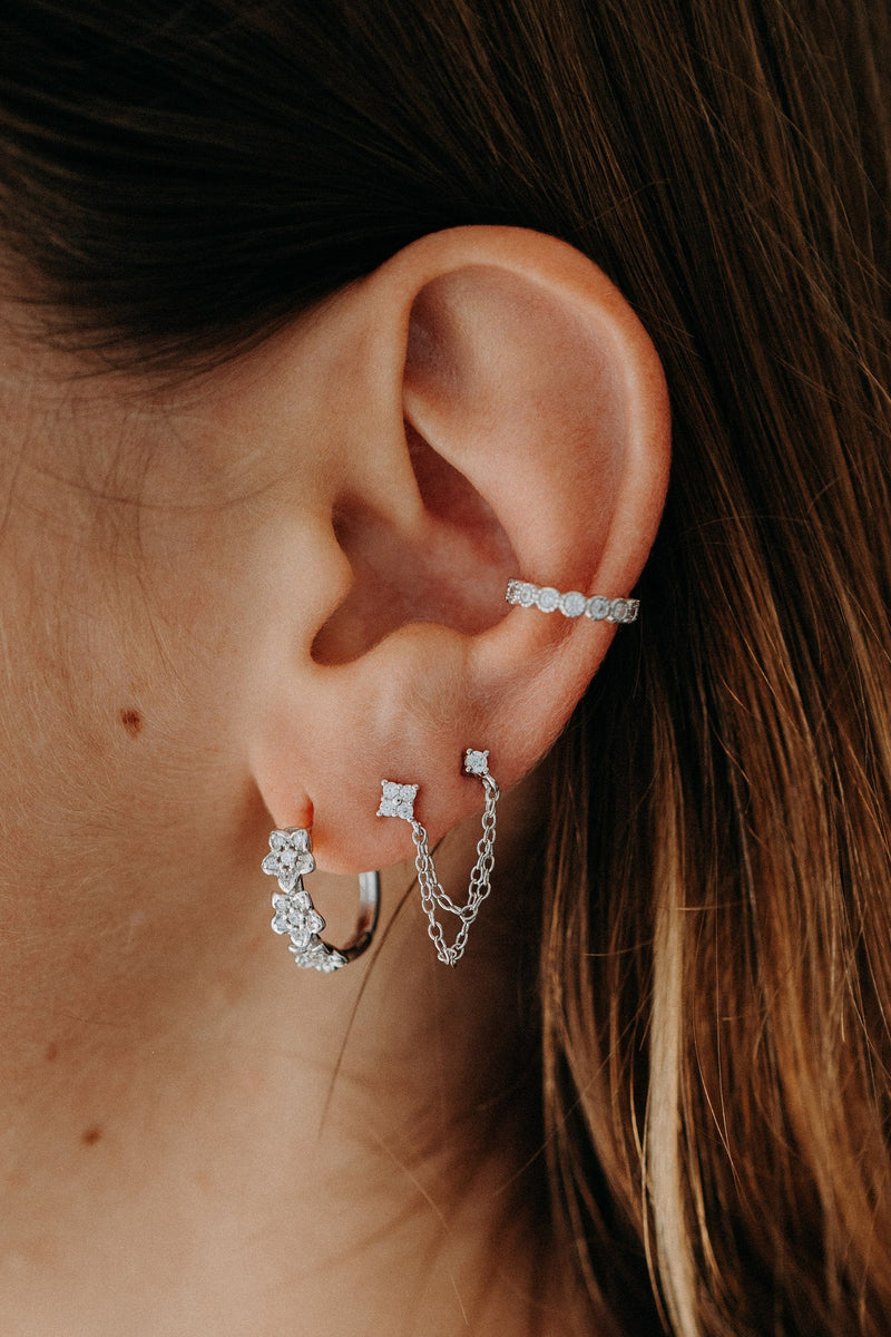 Composition de boucles d'oreilles femme argent