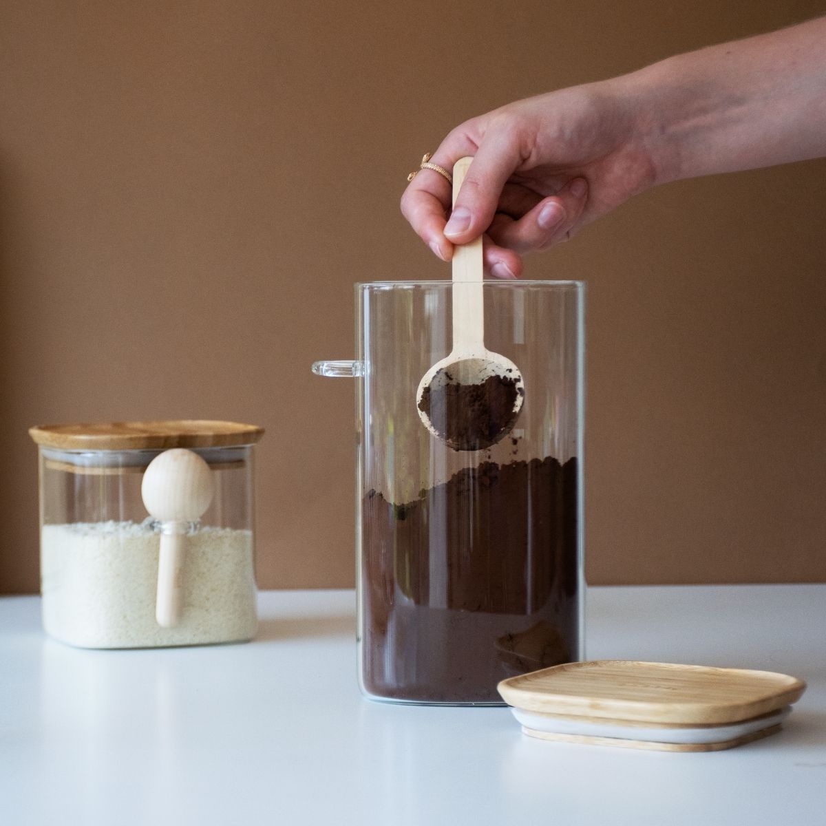 Boîte Haute Carrée Avec Cuillère À Doser Intégrée - Transparent