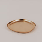 Bandeja decorativa de metal dorado - Organic Shape
