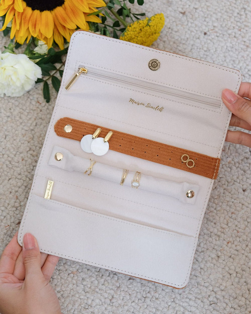 Pochette À Bijoux Catherine En Velours Côtelé