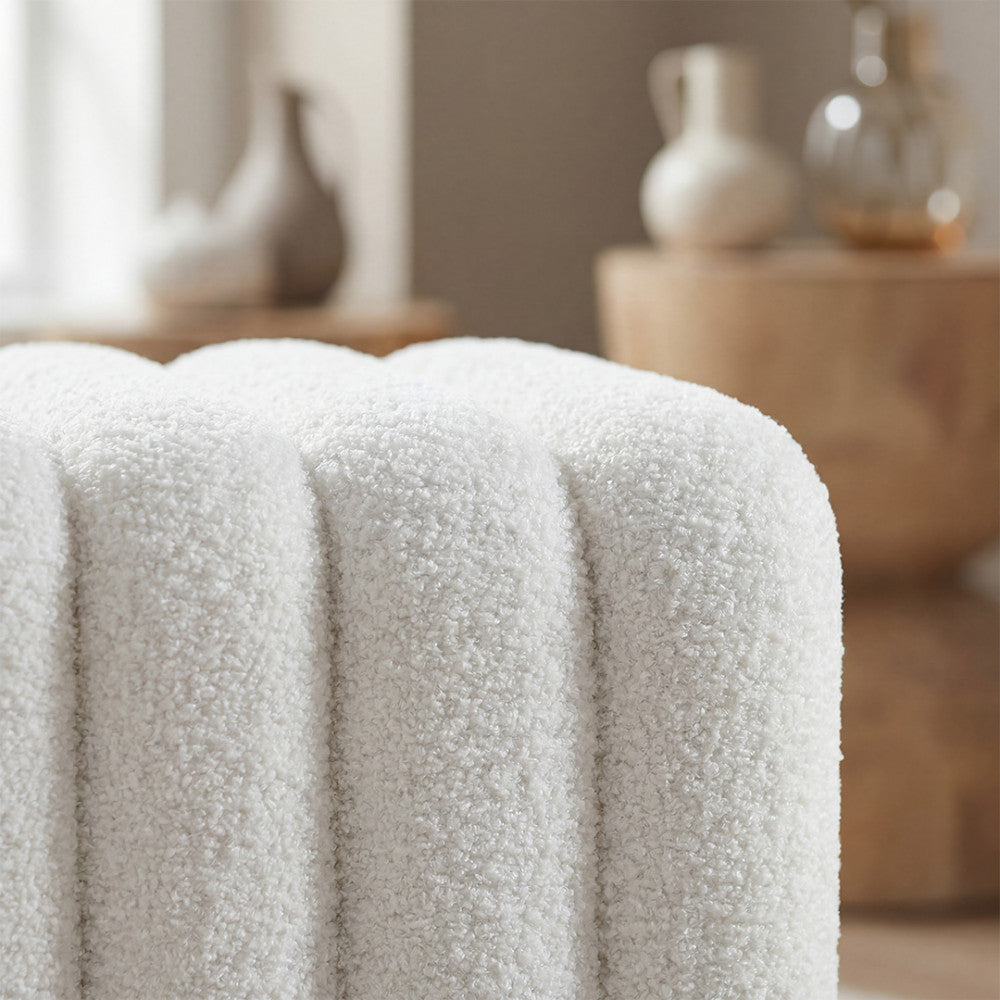 Leto - Pouf Rembourré - Tissu Bouclette - Blanc