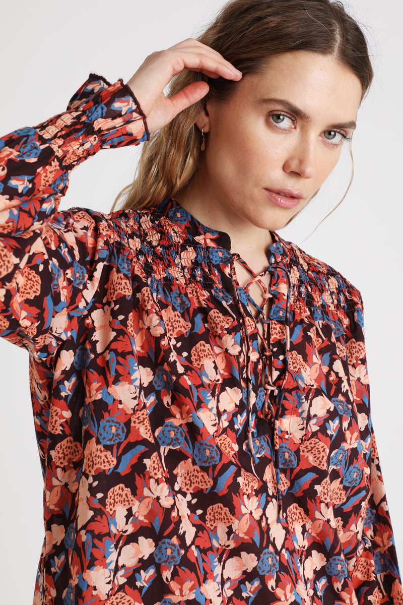 Berenice - Blusa Coral y Negro