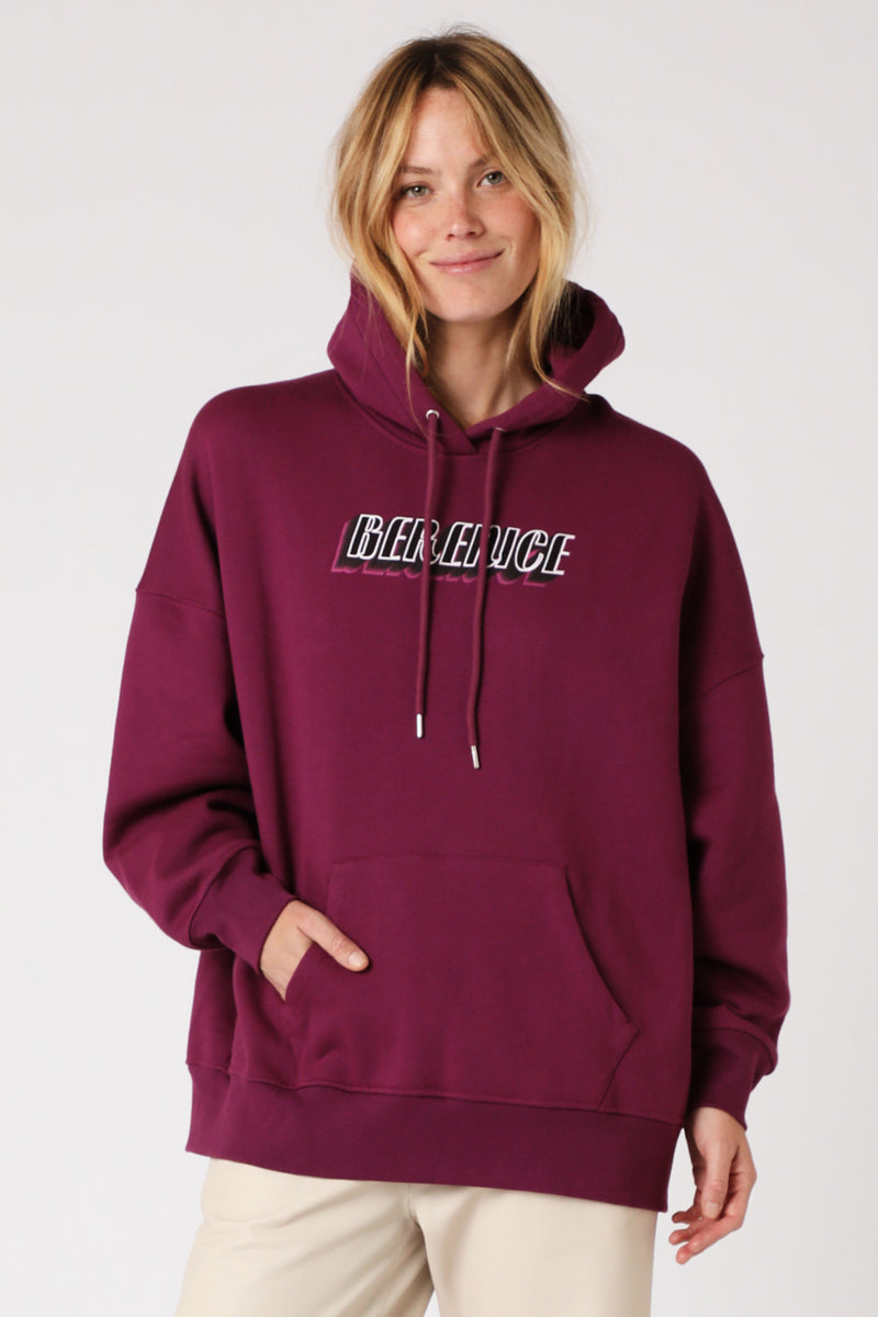 Sudadera con capucha morada