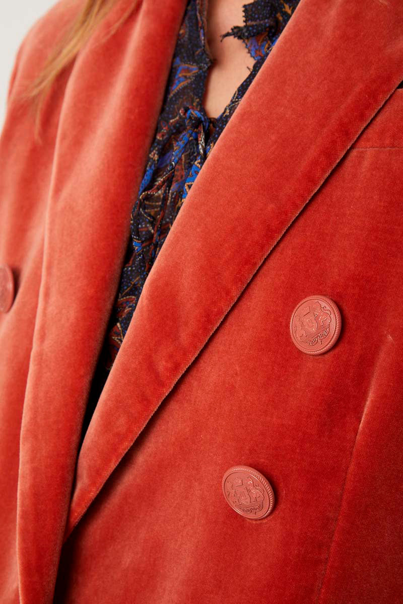 Velvet Jacket with Salmon Suit Collar