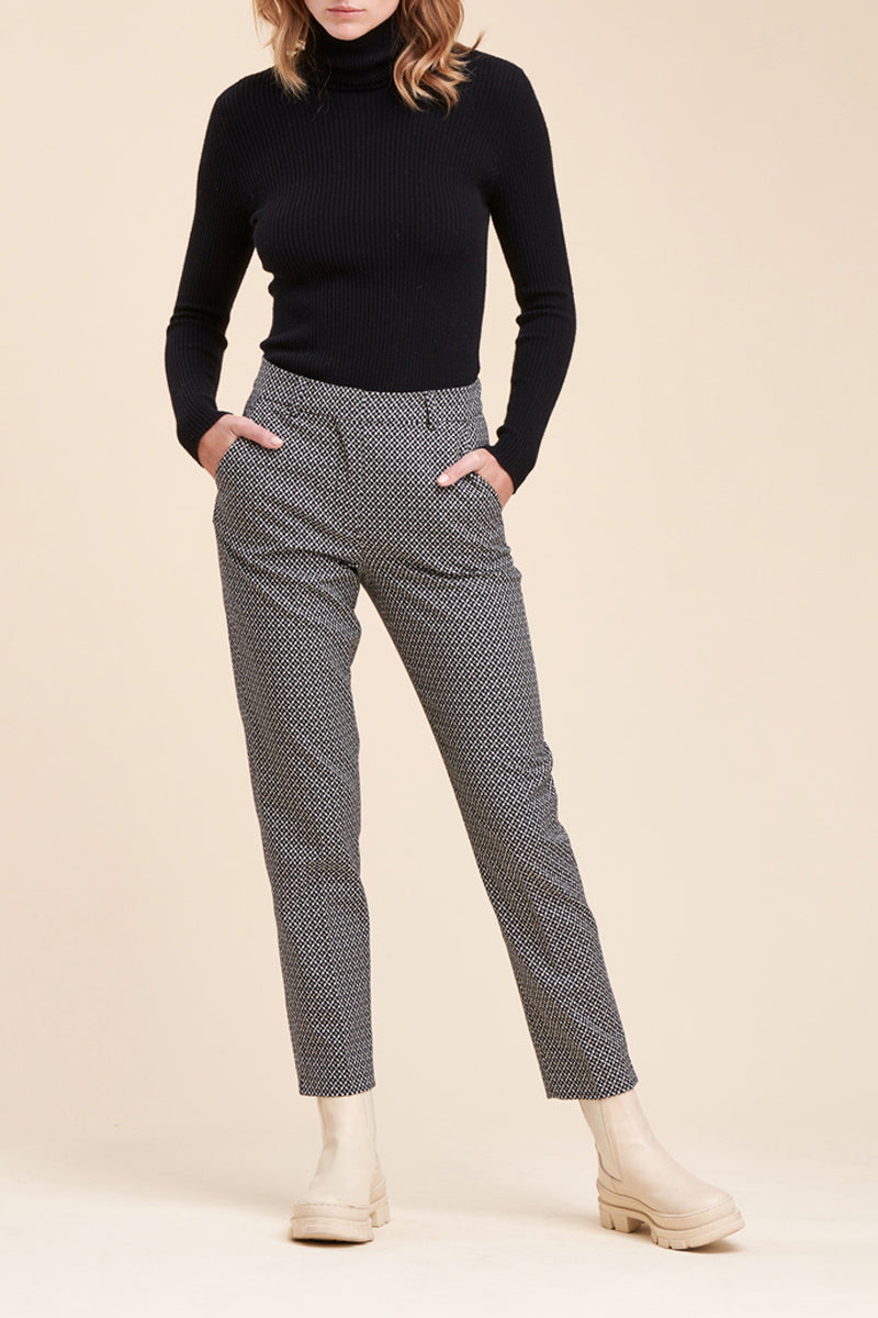 Billy High-Waist Chino Black and Ecru