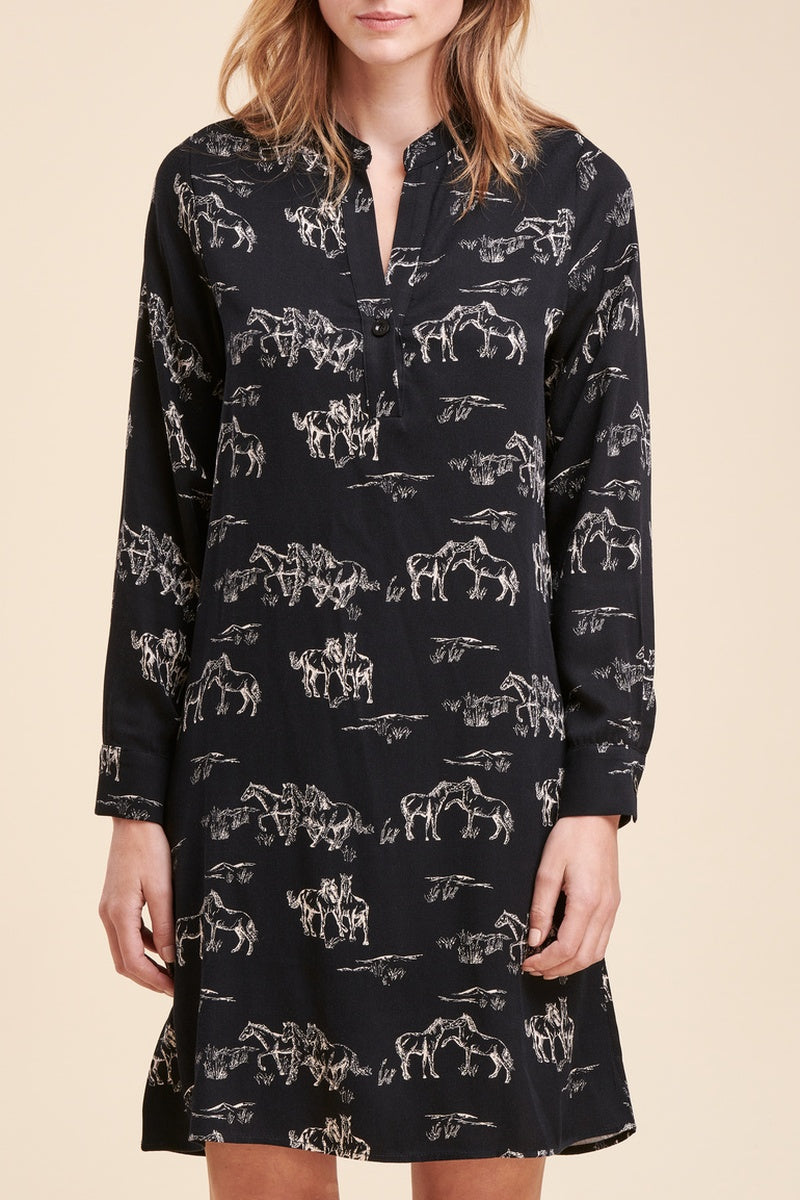 La Fée Maraboutée - Vestido Recto Payant Negro