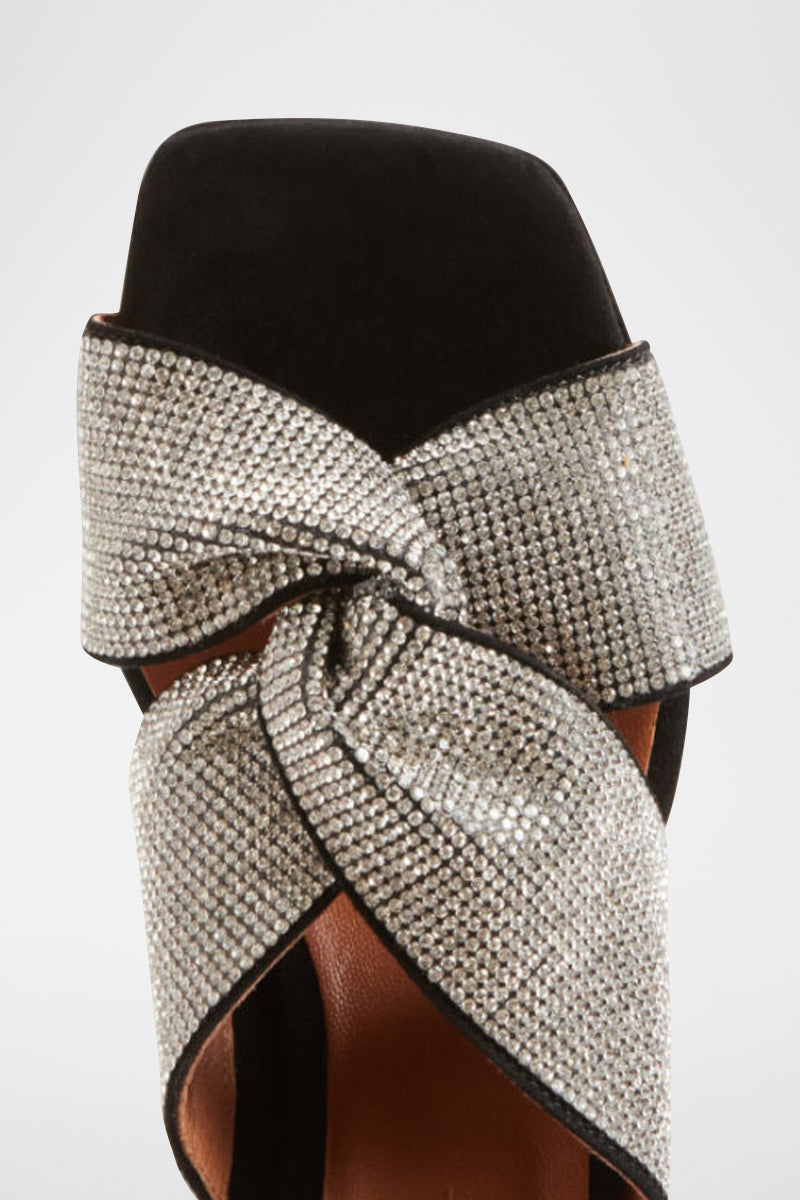Court Shoes - Amanon - Black