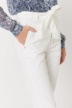 Berenice - Vaqueros Slim Talle Alto Con Cinturón - Off White