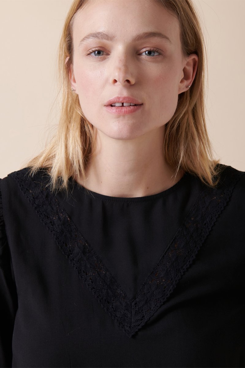 Toressa Blouse - Black