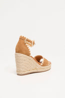 Sandalias Helies De Piel Y Rafia Con Cuña - Camel