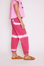 Berenice - Vaquero Recto Desgastado - Hologrammefuchsia