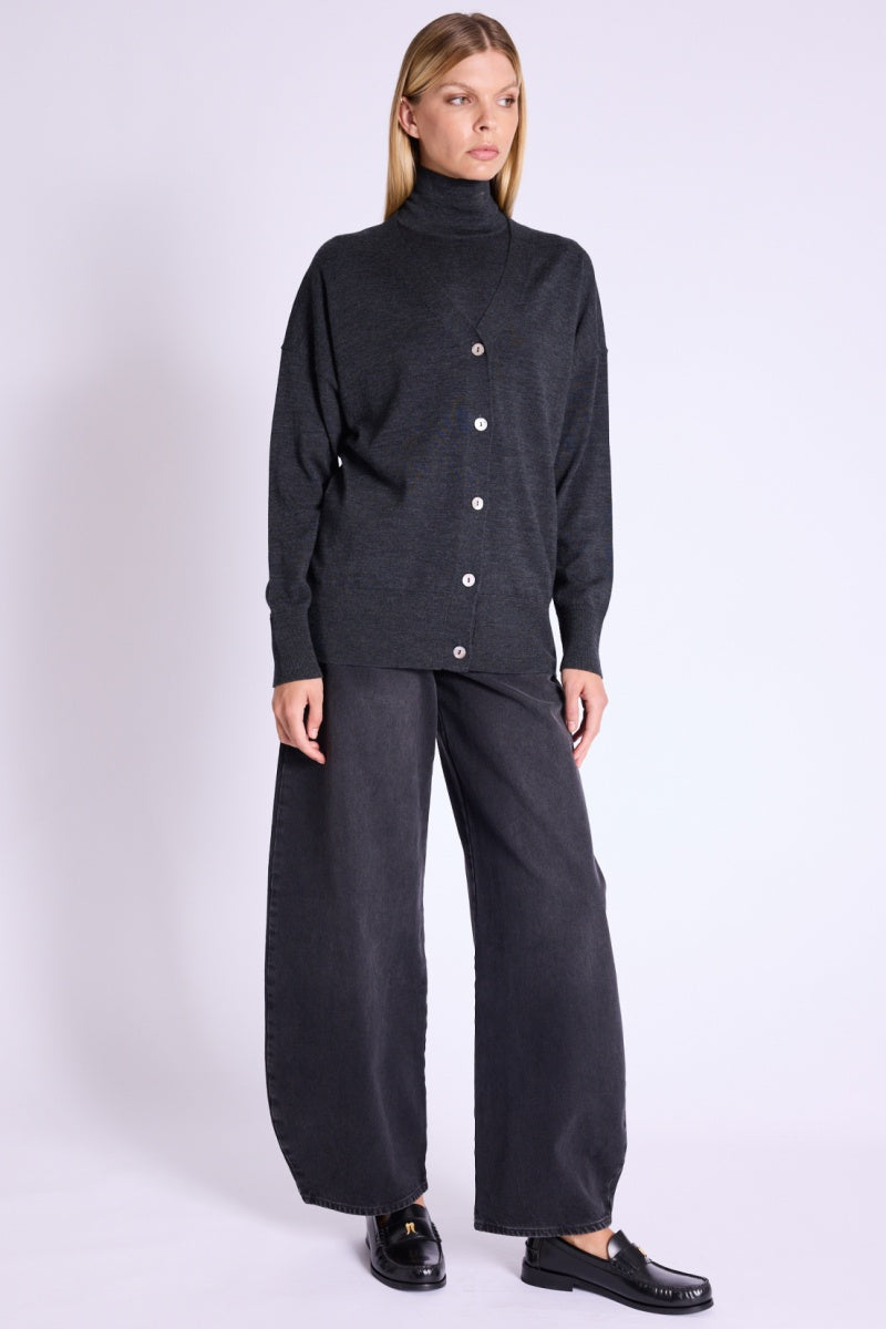 Berenice - Oversized V-Neck Cardigan - Dark