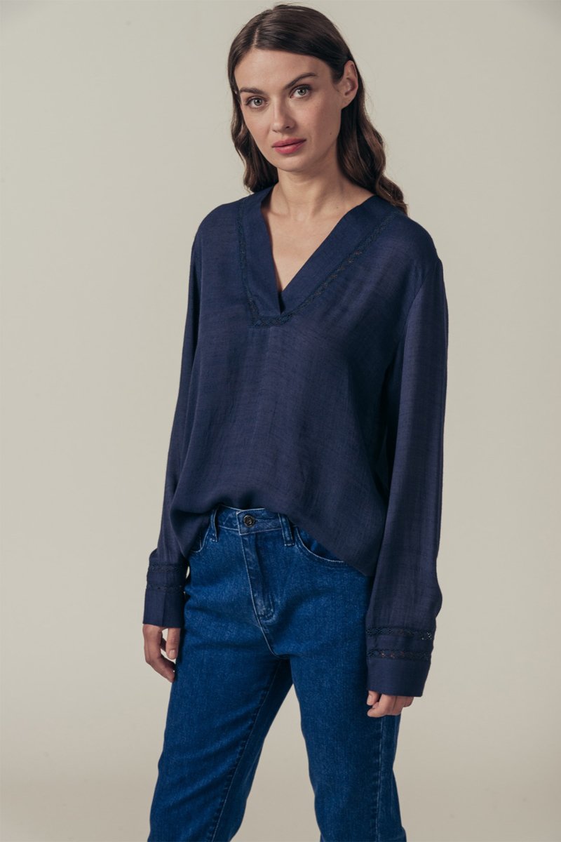 Blusa Tapovan - Azul Marino