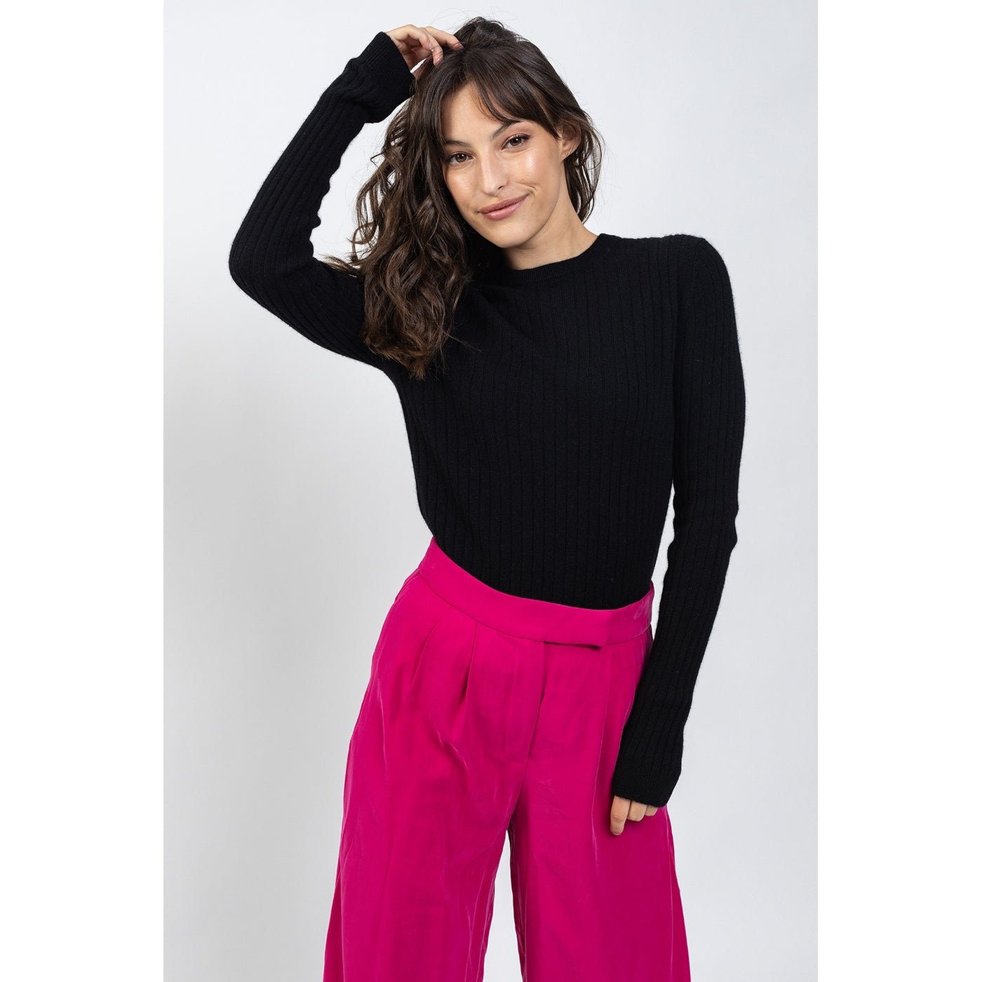 Jersey Cuello Redondo Bella Negro, Canalé Tradicional, 100% Cachemira, 2 Hilos - Mujer