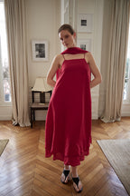 Robe Mi-Longue En Ramie Avec Écharpe Rouge