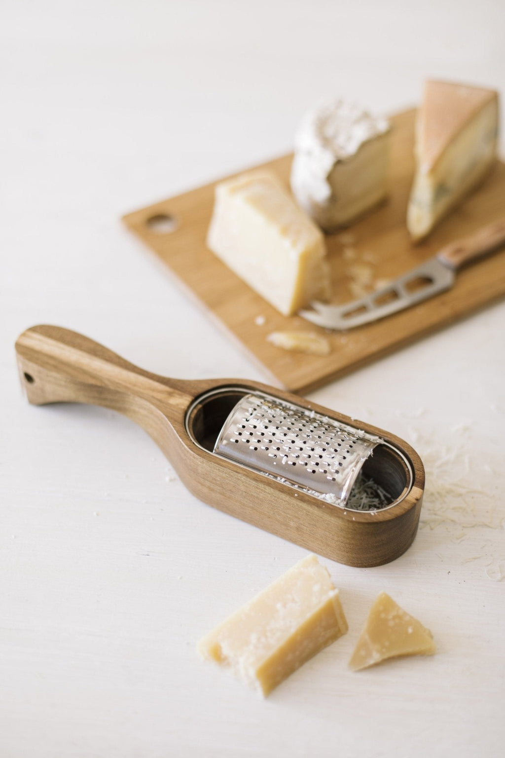 Acacia Cheese Grater - Brown