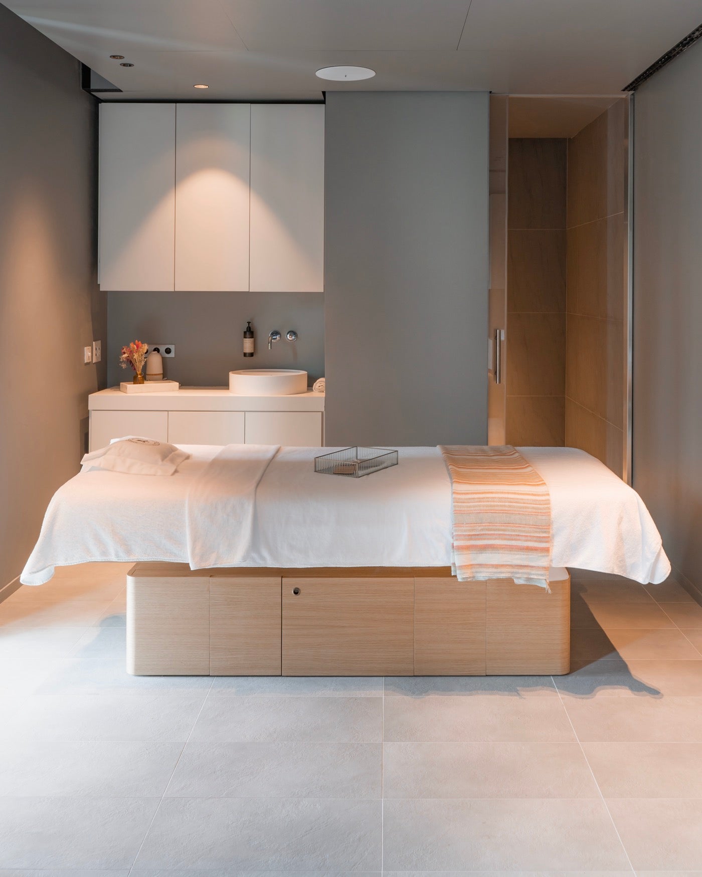 Domaine Reine Margot - Issy-Les-Moulineaux - Massage au choix 1H Et Accès Au Spa 1H (1 Personne)