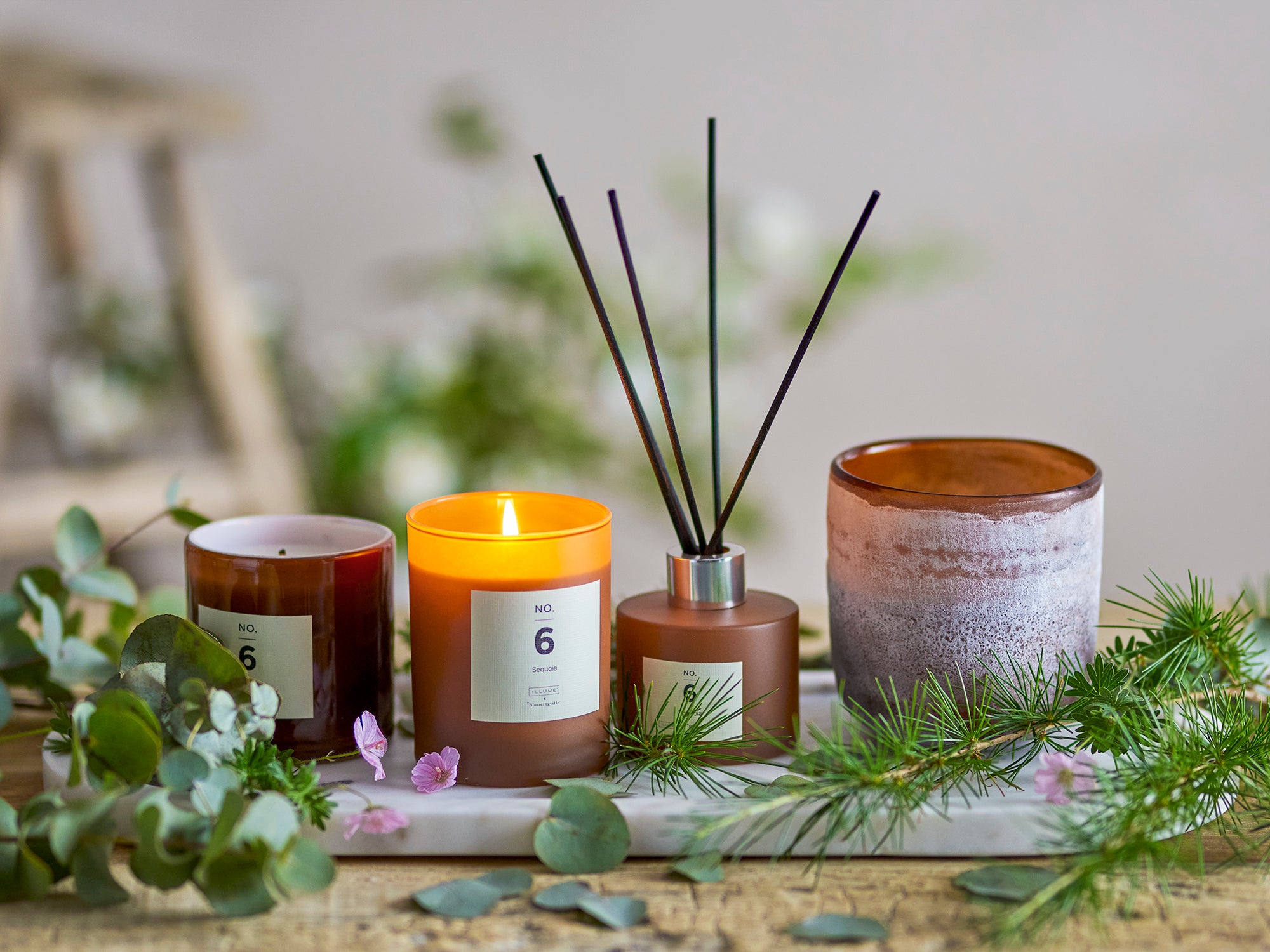 No. 6 - Sequoia - Vela Perfumada - Marrón - Cera Natural