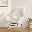 rocking chair en tissu boucle blanc shaun pieds bois et metal