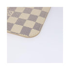 Louis Vuitton - Neverfull MM pouch in canvas - White