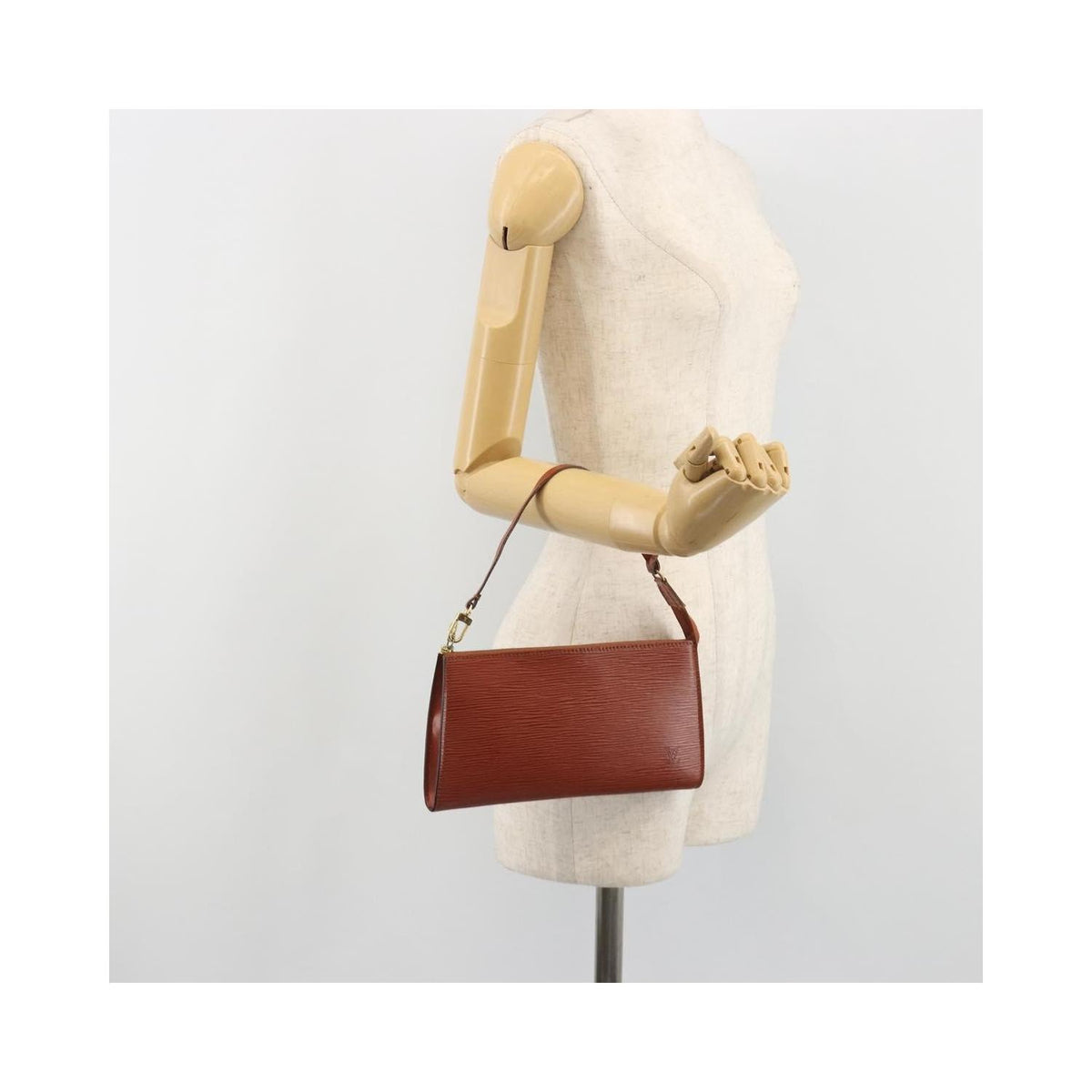Pochette Louis Vuitton Pochette Accessoires Medium Cuir - Marron