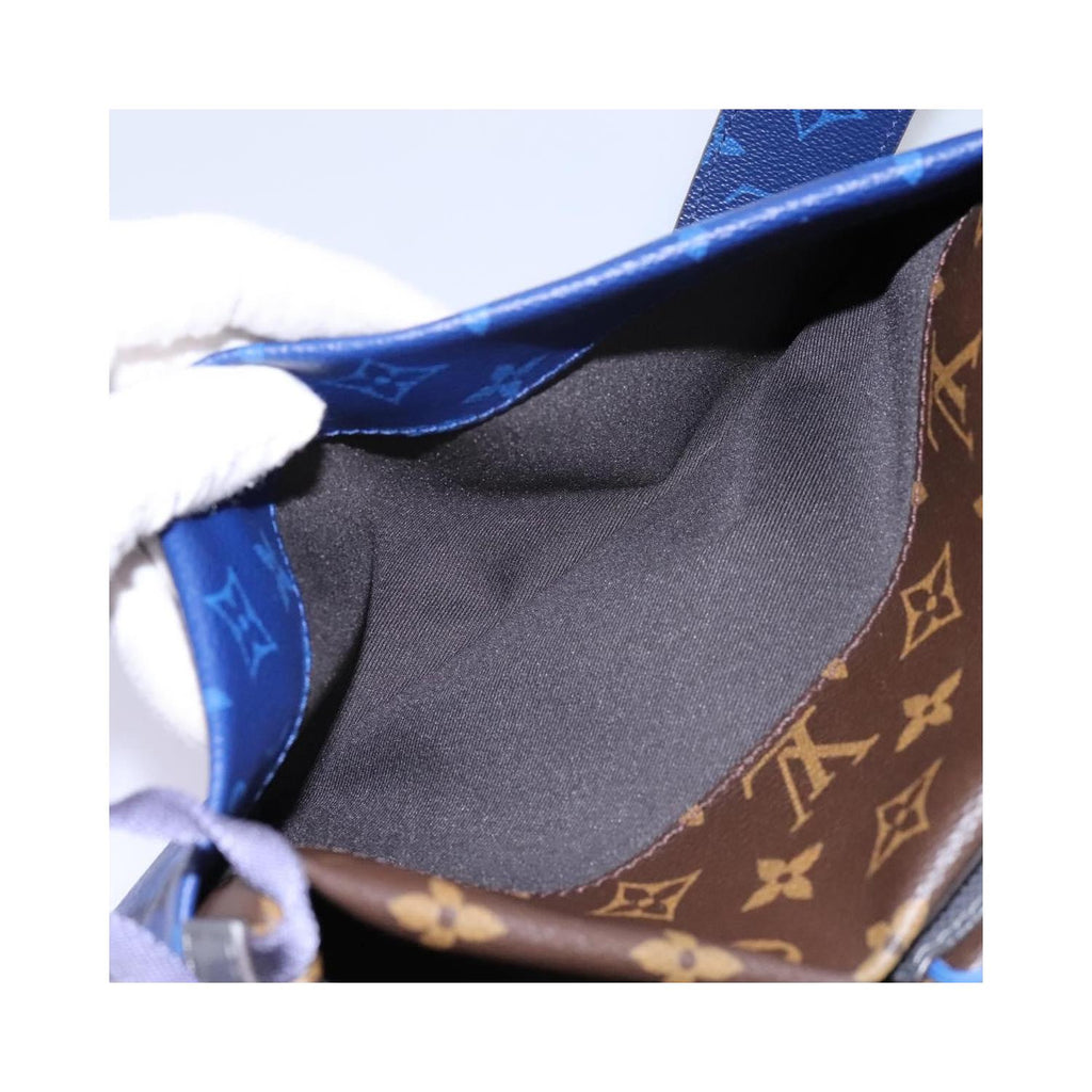 Sac Porté Épaule Louis Vuitton Outdoor Medium Toile - Bleu