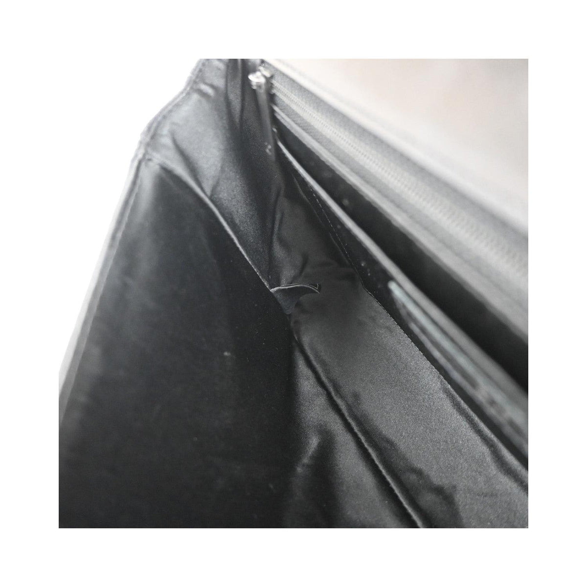 Sac Porté Épaule Chanel Travel Line Flap Medium Nylon - Noir