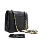 Chanel - Bolso de hombro Vintage Curve CC Flap mini de piel - Negro