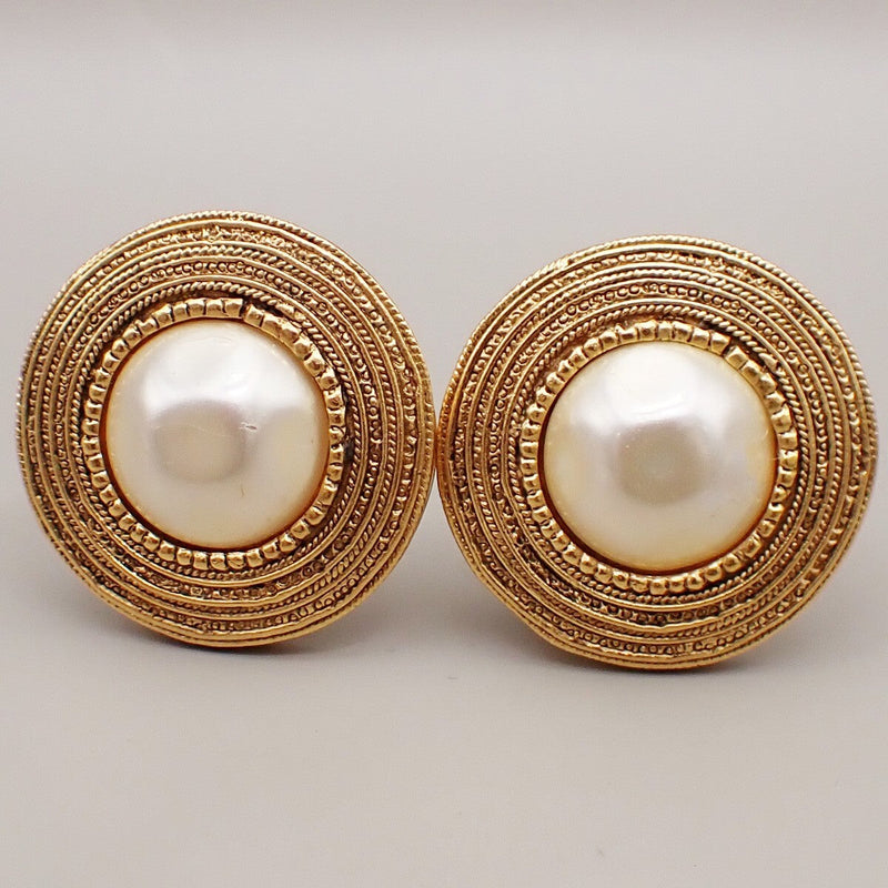 Chanel Vintage Round Clip-On Earrings Metal with Faux Pearl Product Image