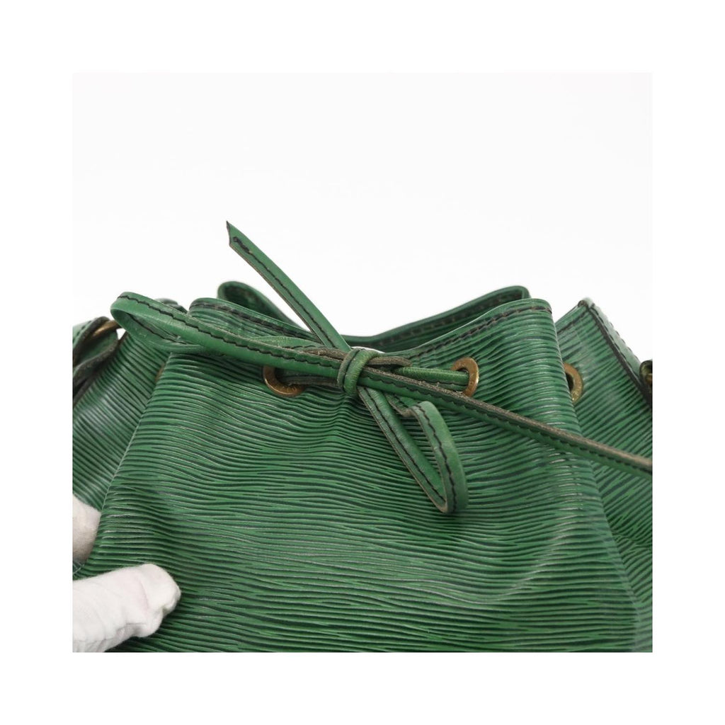 Louis Vuitton - Large Noe shoulder bag in leather - Green