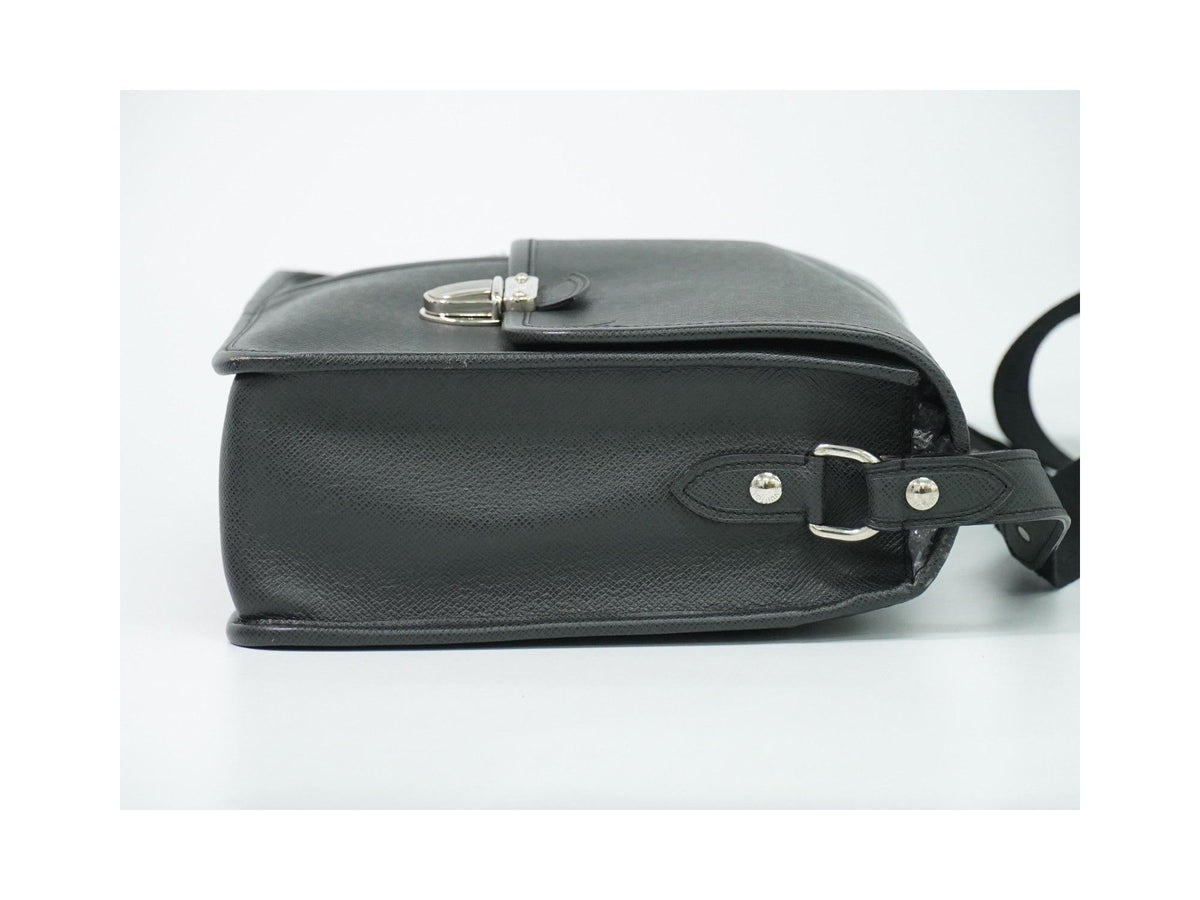 Sac Porté Épaule Louis Vuitton Alexei Messenger Cuir - Noir