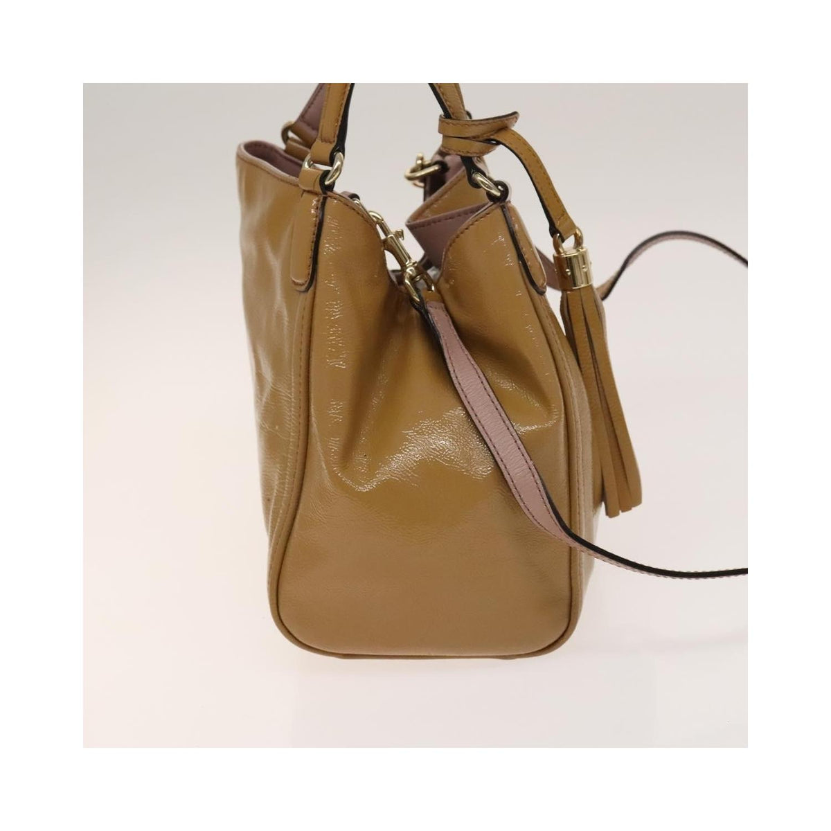 Sac Porté Épaule Gucci Soho Convertible Shoulder Bag Small Cuir Verni - Beige
