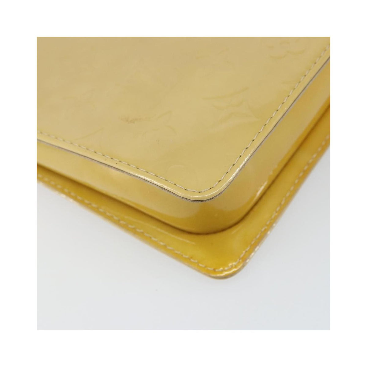 Pochette Louis Vuitton Mott Handbag Cuir Verni - Beige
