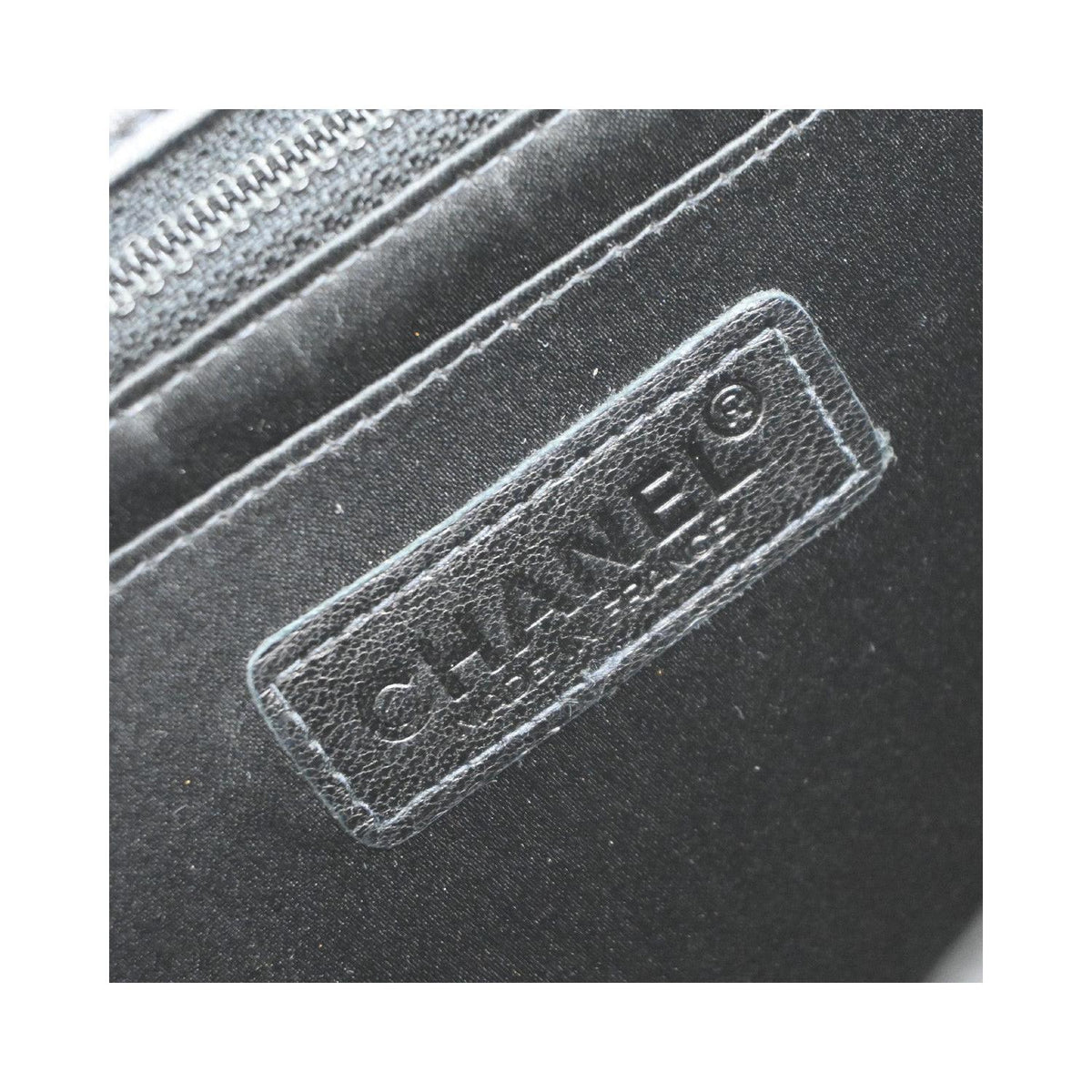 Sac Porté Épaule Chanel Travel Line Flap Medium Nylon - Noir