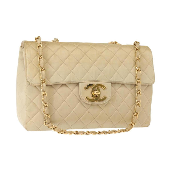 Imagen del producto de seda del bolso clásico de una sola solapa de Chanel Vintage