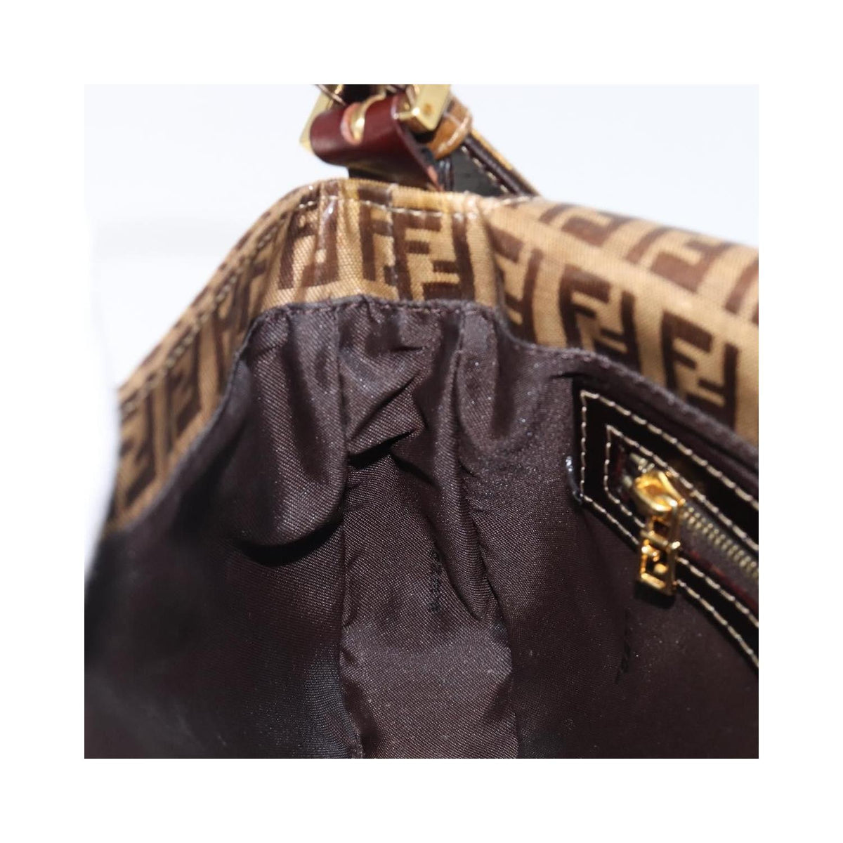 Borsa a spalla Fendi Mamma Baguette media in tela - Beige
