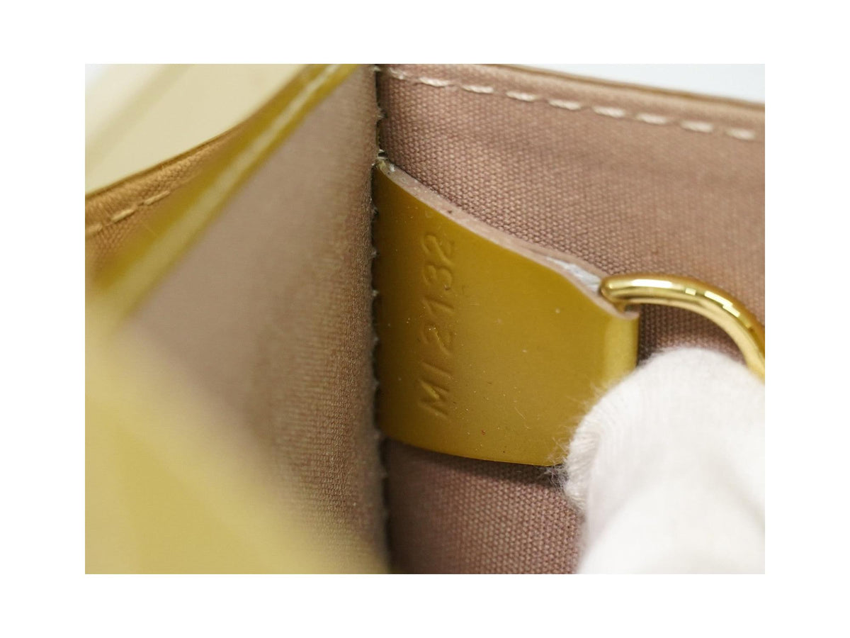 Sac À Main Louis Vuitton Deesse Gm Cuir - Beige