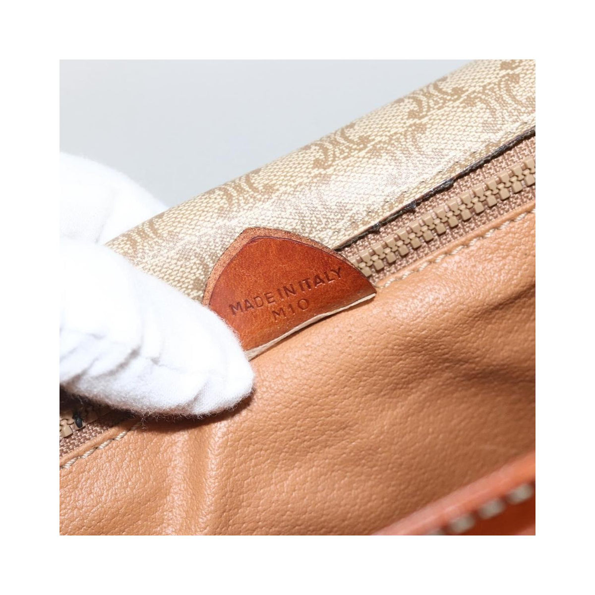 Sac Porté Épaule Celine Vintage Macadam Circle Logo Toile - Beige