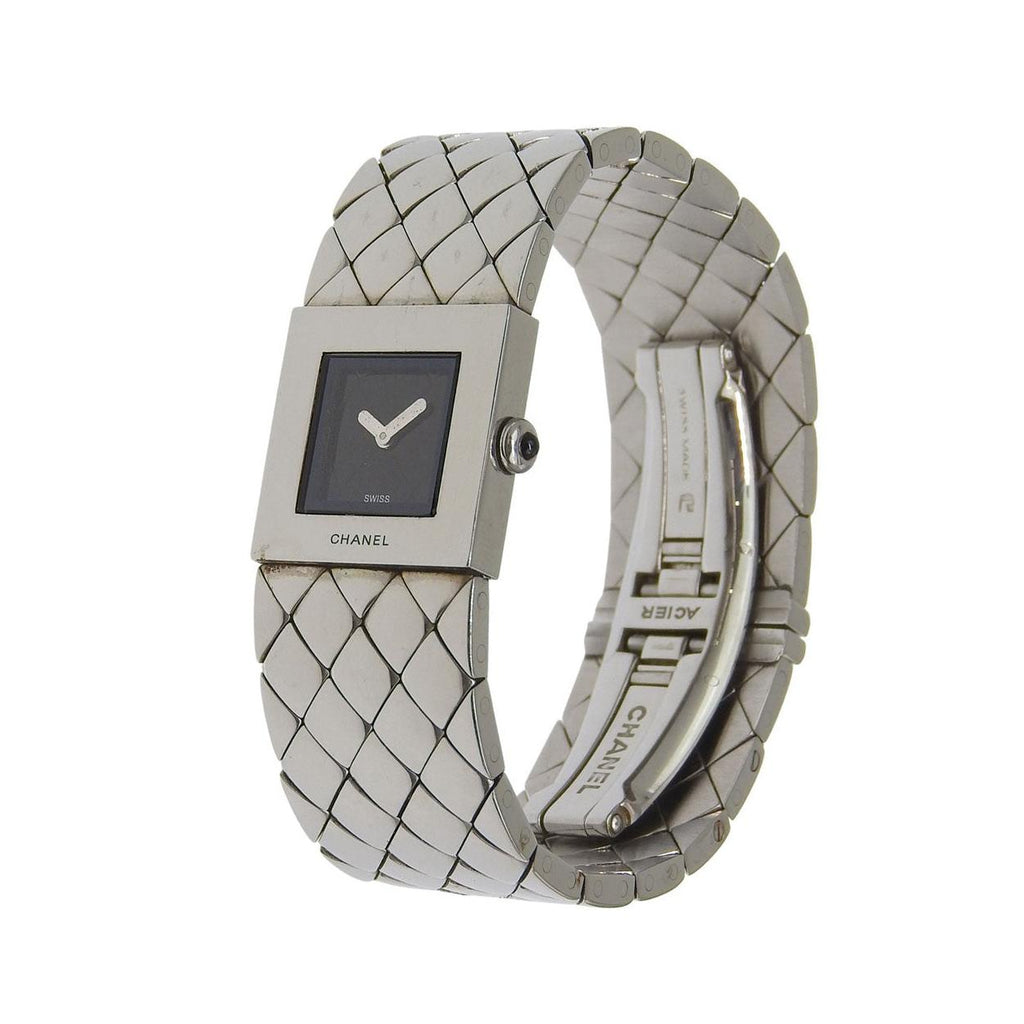 Montre Chanel Matelasse Quartz Watch 19