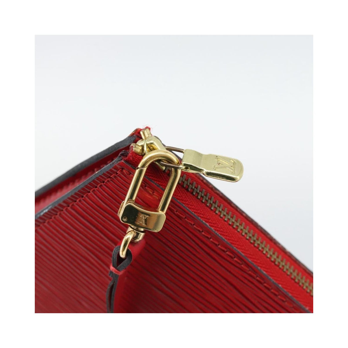 Pochette Louis Vuitton Pochette Accessoires Medium Cuir - Rouge