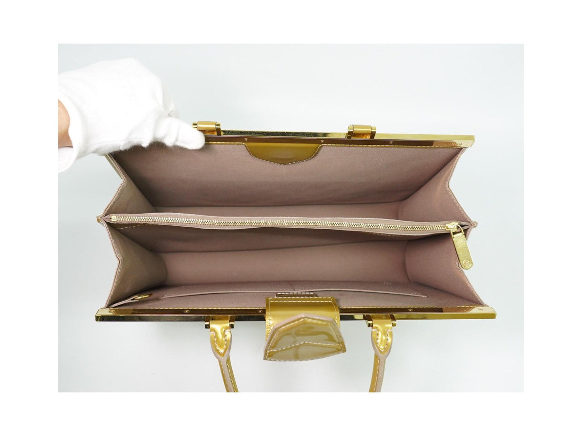 Sac À Main Louis Vuitton Deesse Gm Cuir - Beige