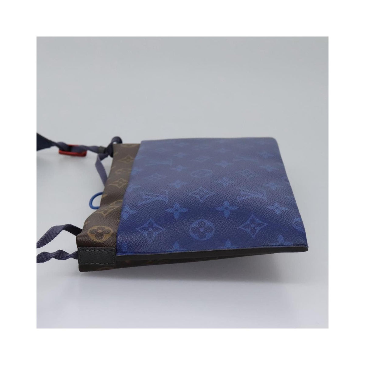 Sac Porté Épaule Louis Vuitton Outdoor Medium Toile - Bleu