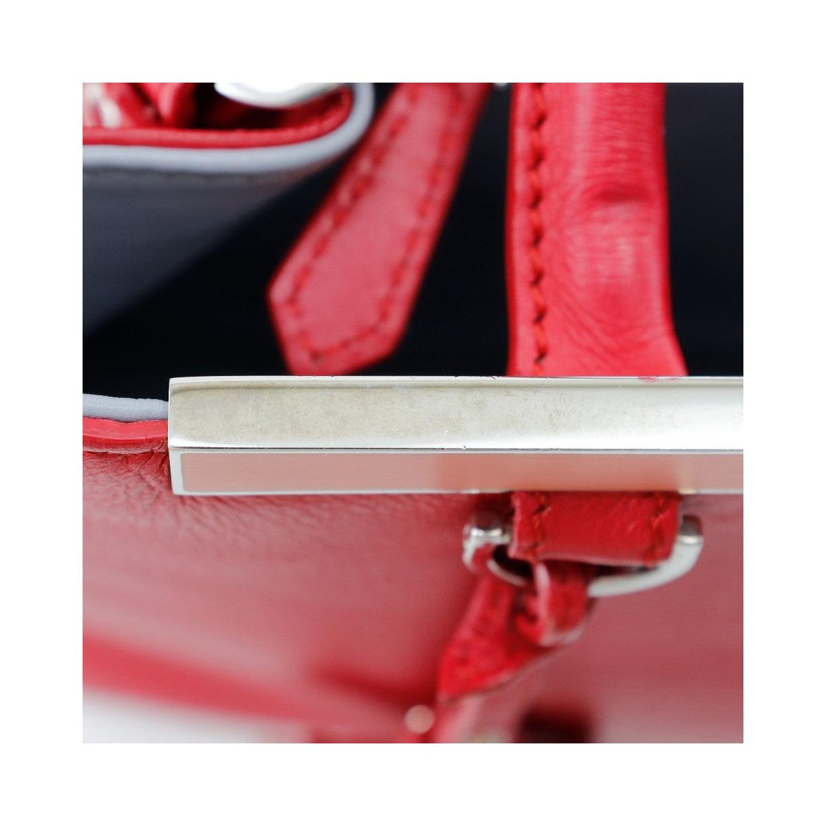 Bolso tote Fendi 2Jours pequeño de piel de becerro roja