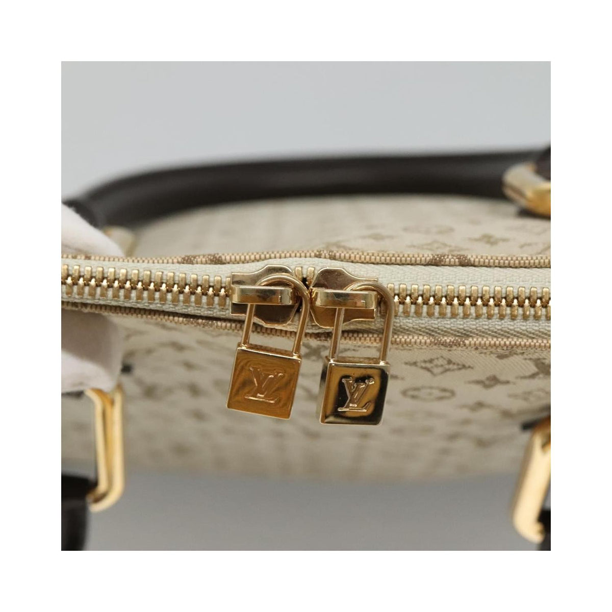 Louis Vuitton - Bolso de mano Alma de lona - Caqui
