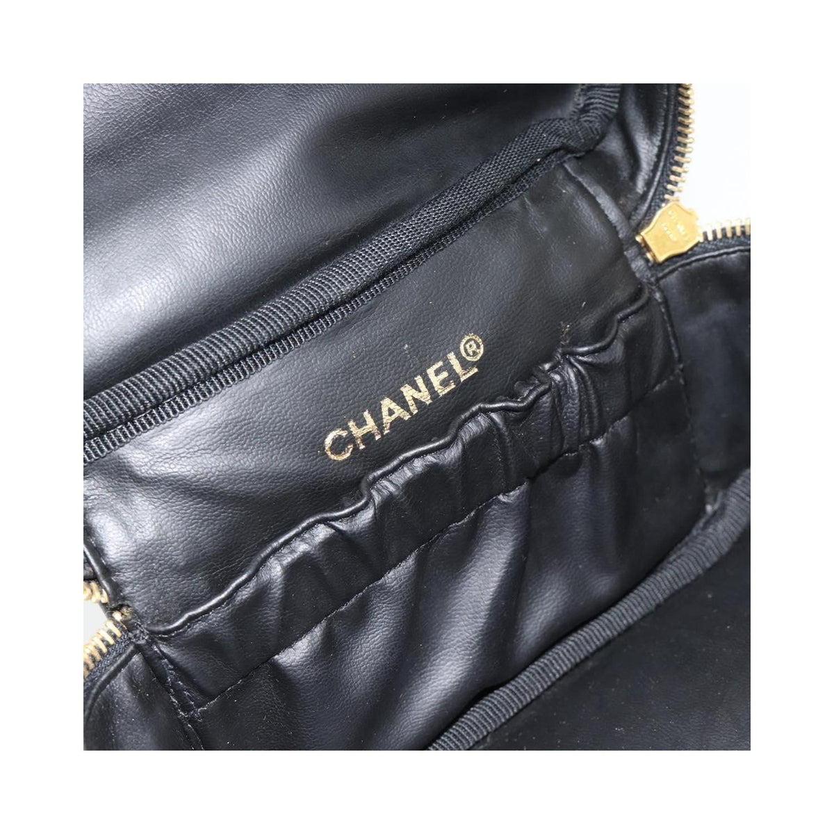 Sac À Main Chanel Vintage Timeless Cosmetic Case Small Cuir Verni - Noir
