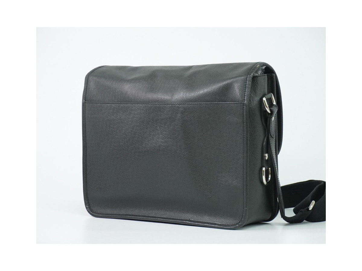 Sac Porté Épaule Louis Vuitton Alexei Messenger Cuir - Noir